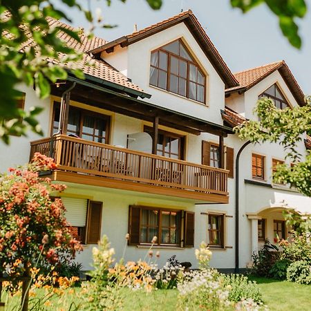 Appartementhaus Achmannhof บาดฟึสซิง ภายนอก รูปภาพ