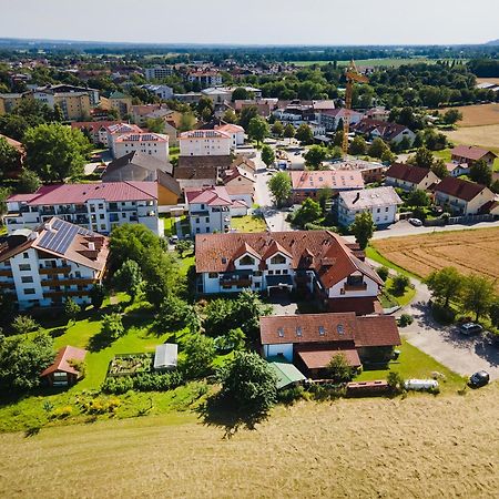 Appartementhaus Achmannhof บาดฟึสซิง ภายนอก รูปภาพ